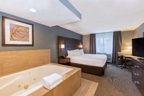 Wingate by Wyndham Wisconsin Dells image 3